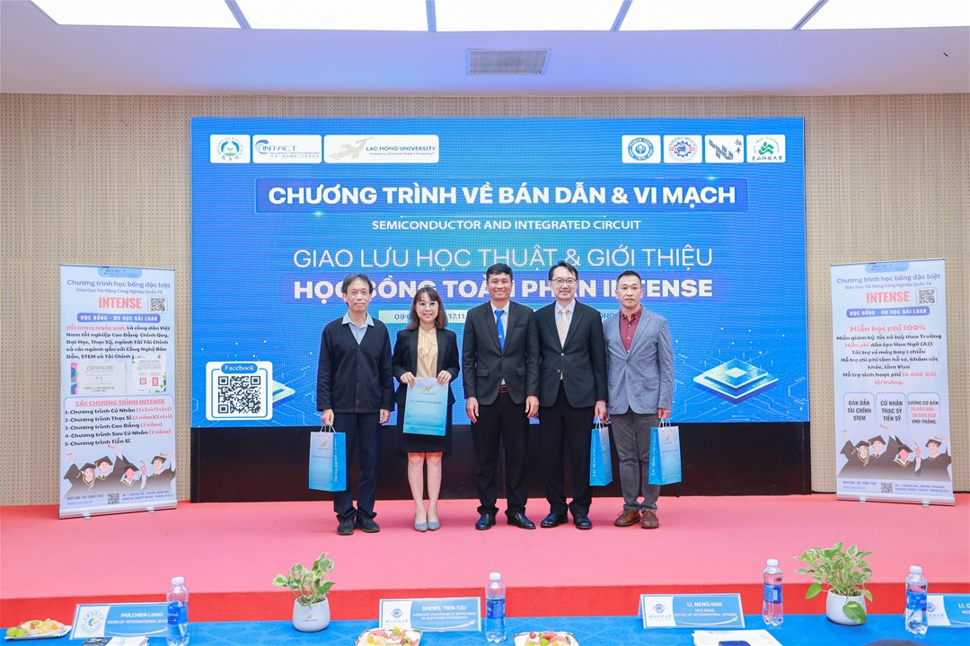 LHU tổ chức giao lưu học thuật và giới thiệu học bổng toàn phần INTENSE dành cho sinh viên